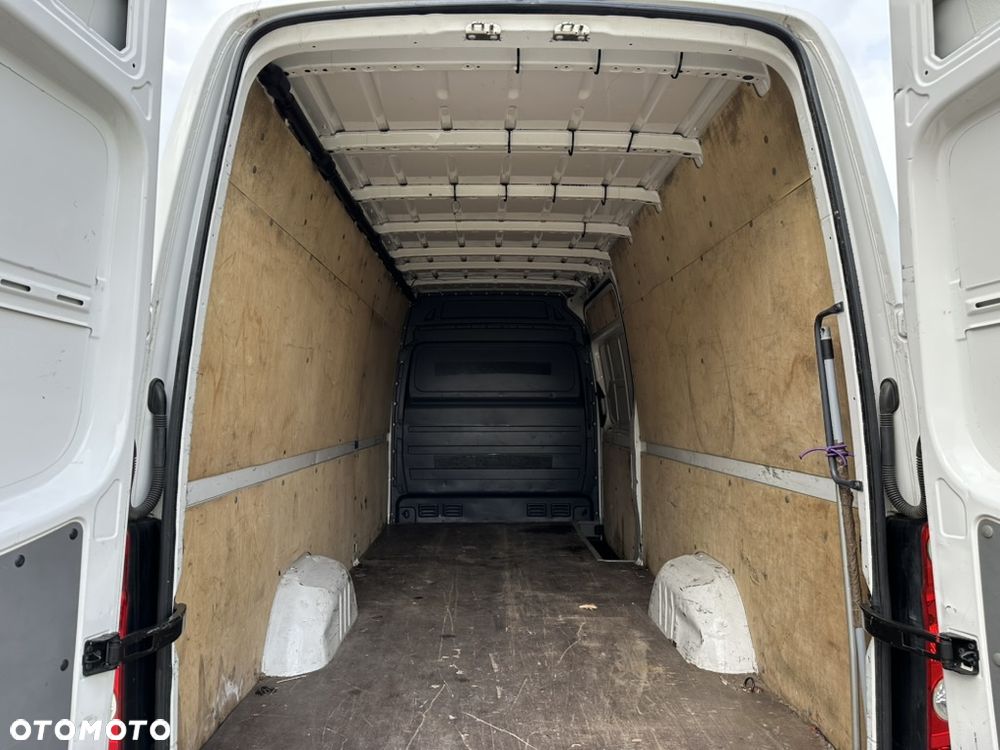 Volkswagen CRAFTER - 7