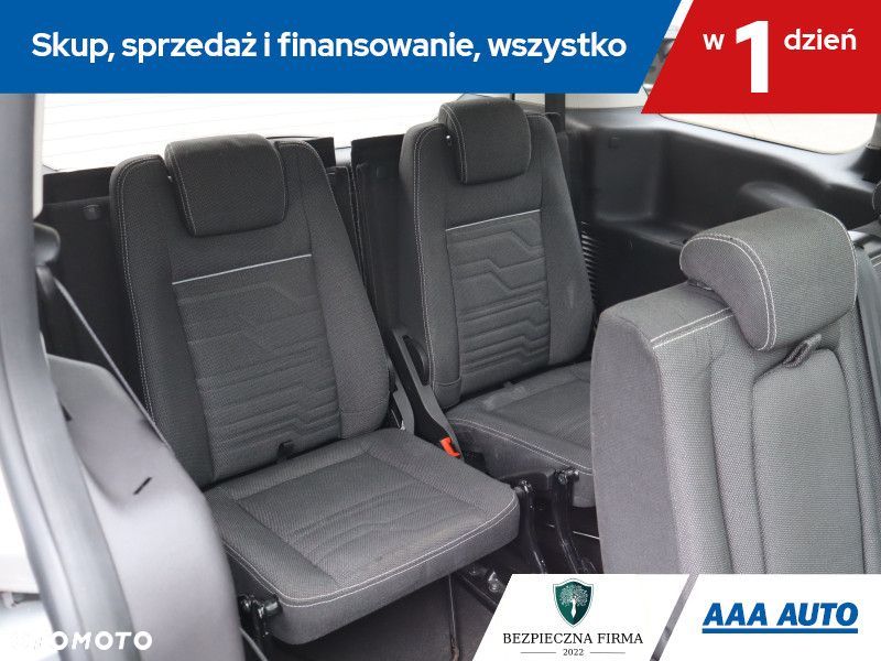Ford Tourneo Connect - 18