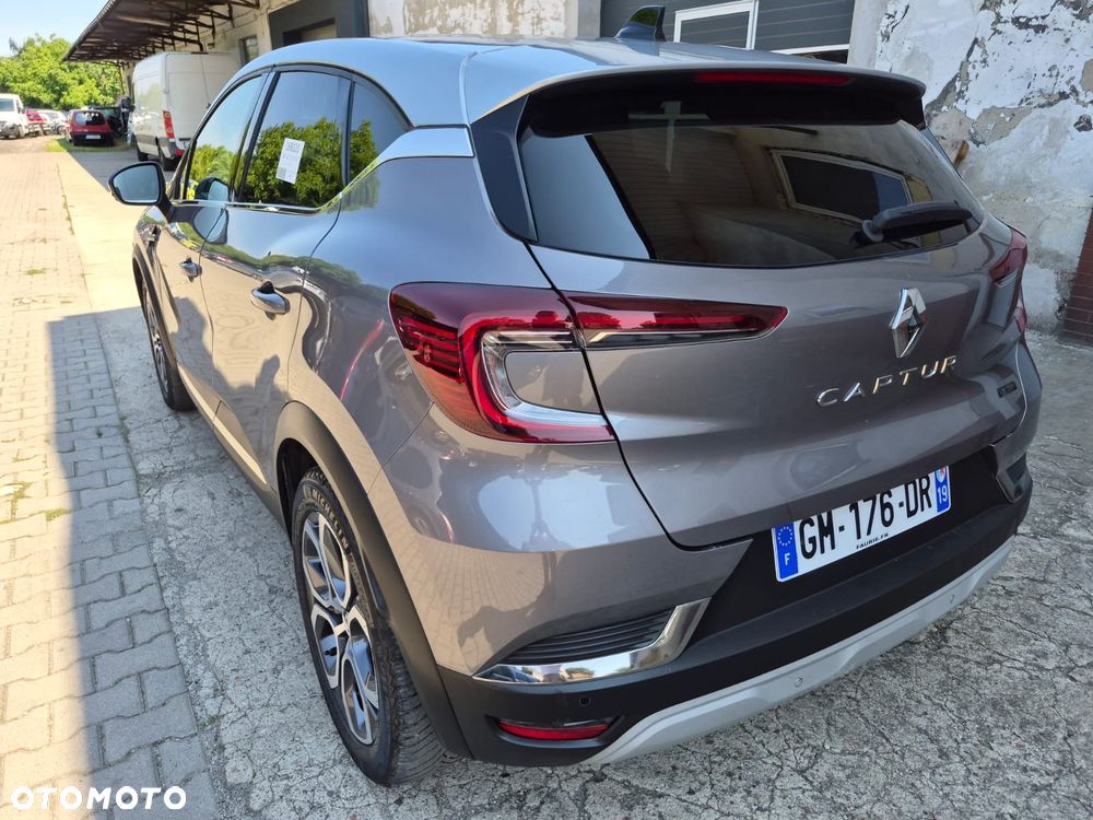 Renault Captur - 4