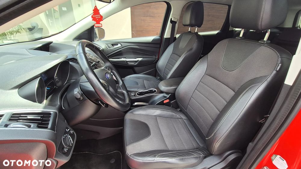 Ford Kuga 2.0 TDCi 4WD Titanium - 23