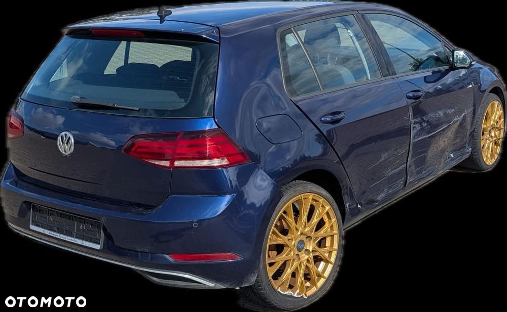 Volkswagen Golf 2.0 BlueTDI Highline - 5