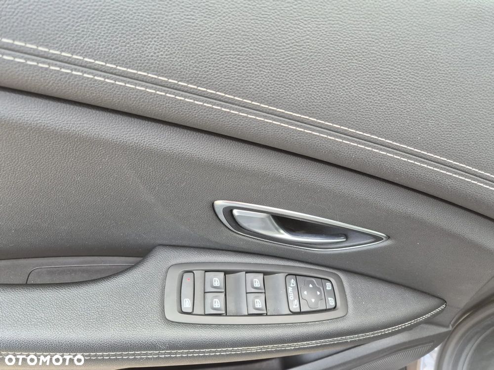 Renault Grand Scenic - 6