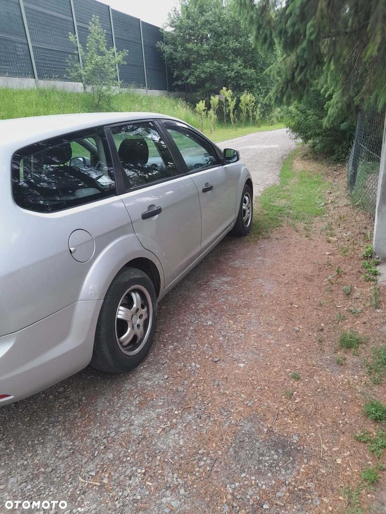 Ford Focus - 4