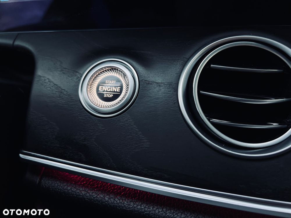 Mercedes-Benz Klasa E - 38