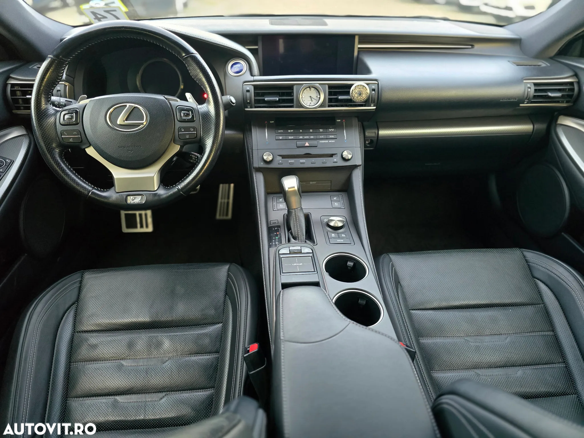 Lexus Seria RC 300h F SPORT - 9