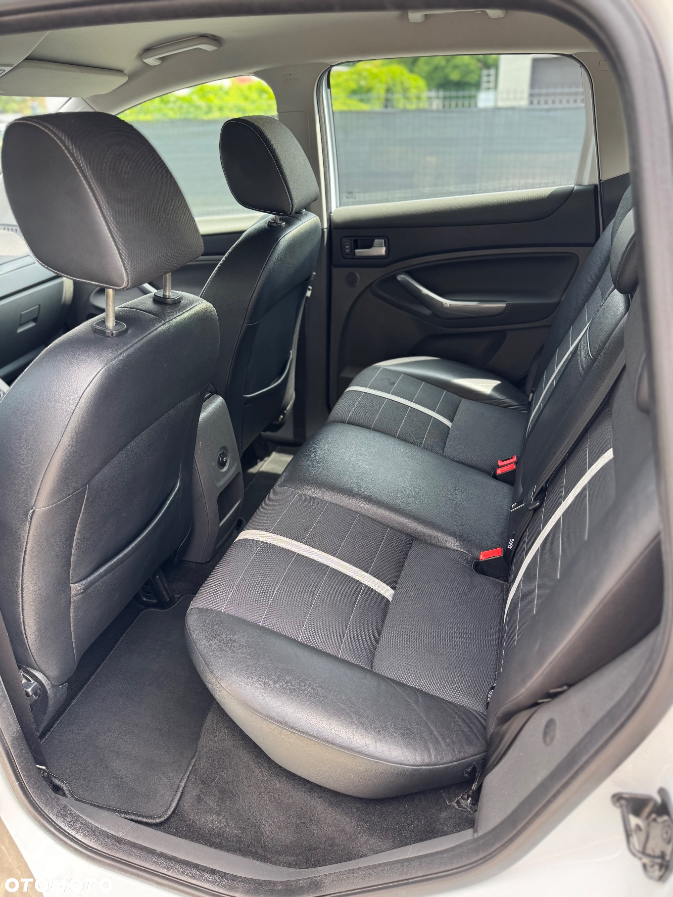 Ford Kuga 2.0 TDCi Titanium - 10