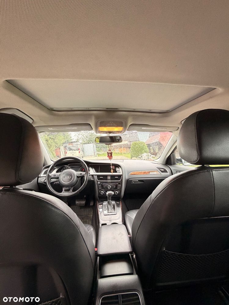 Audi A4 Limousine - 6