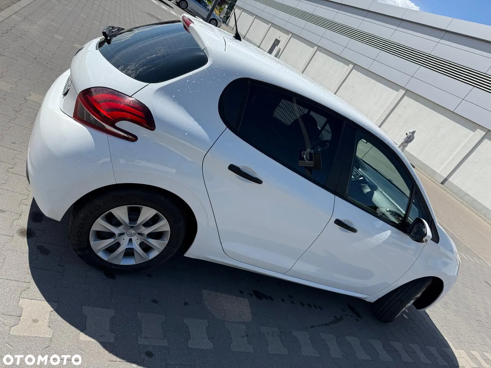 Peugeot 208 1.6 BlueHDi Active - 3