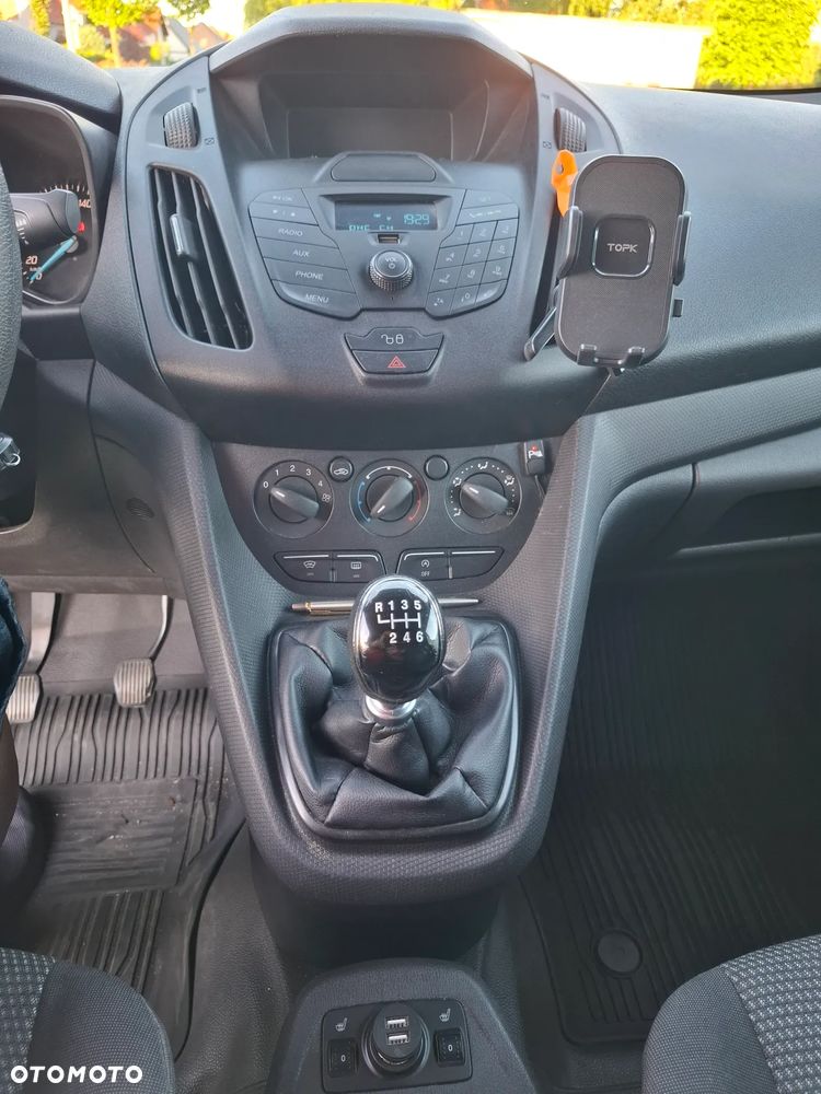 Ford Transit Connect - 13