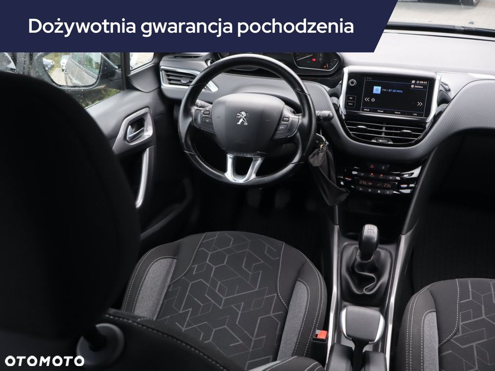 Peugeot 2008 - 9