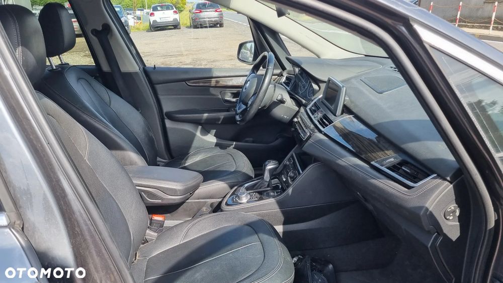 BMW Seria 2 220d xDrive Sport-Aut Luxury Line - 27