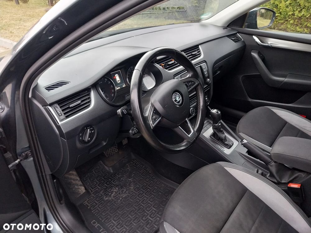Skoda Octavia 2.0 TDI Joy DSG - 11