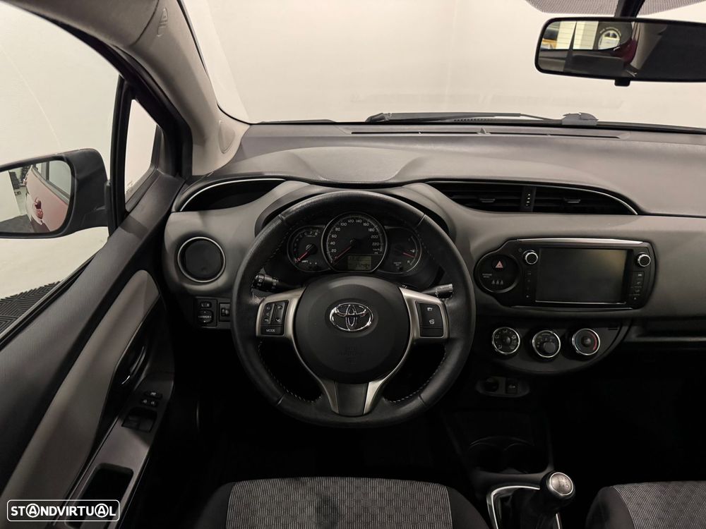 Toyota Yaris 1.0 VVT-i Comfort +PS Style +P.Techno - 28