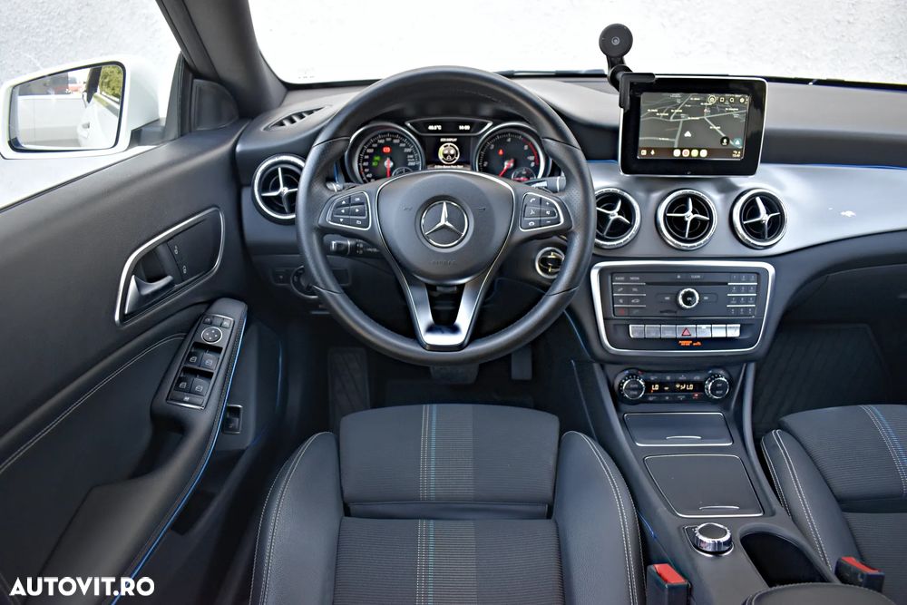 Mercedes-Benz CLA Shooting Brake 220 (CDI) d 7G-DCT Urban - 6