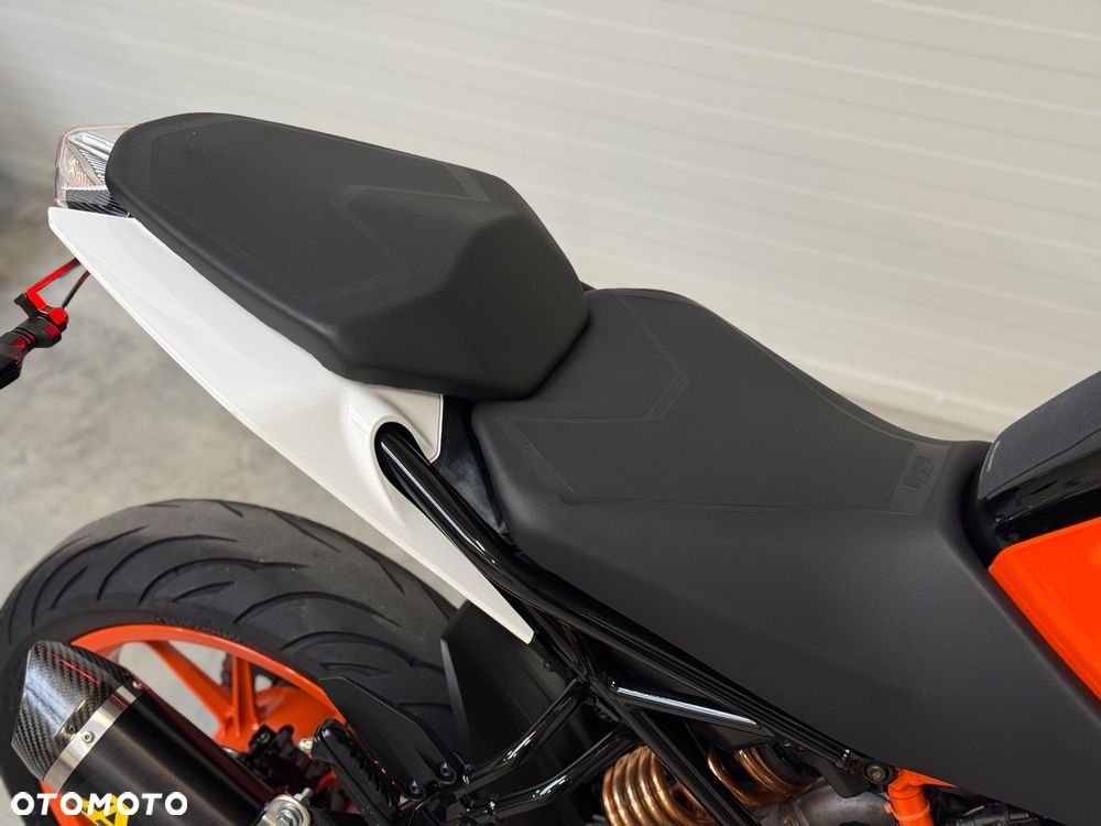 KTM Duke - 17