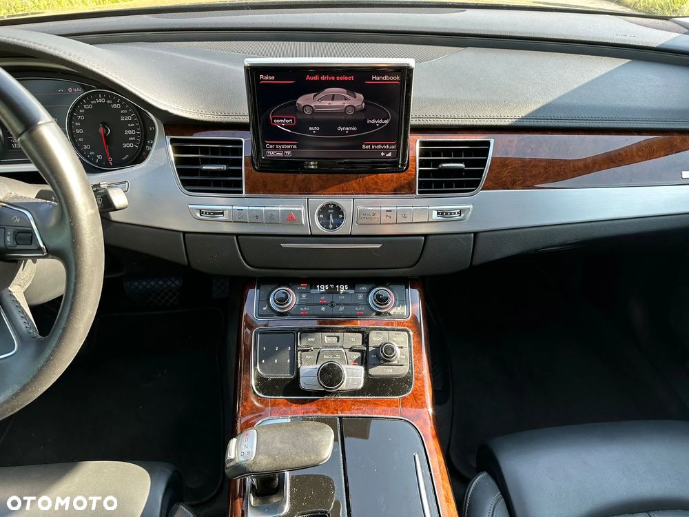 Audi A8 3.0 TDI DPF quattro tiptronic - 12