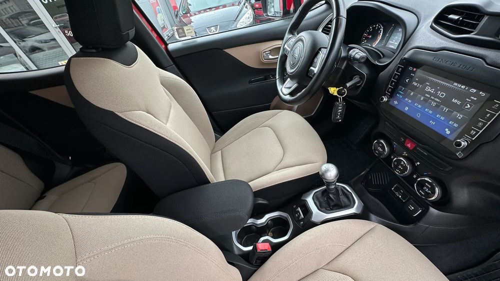Jeep Renegade - 24