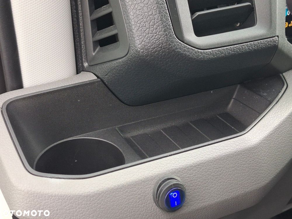 Volkswagen Crafter - 27