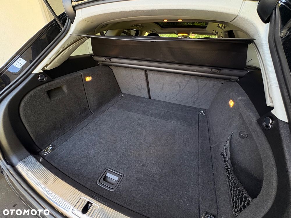 Audi A4 Avant 2.0 TDI Quattro - 29