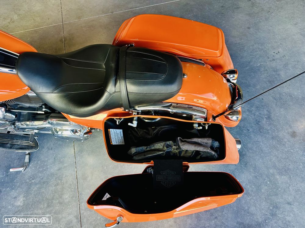 Harley-Davidson FLHXS Street Glide Special - 7