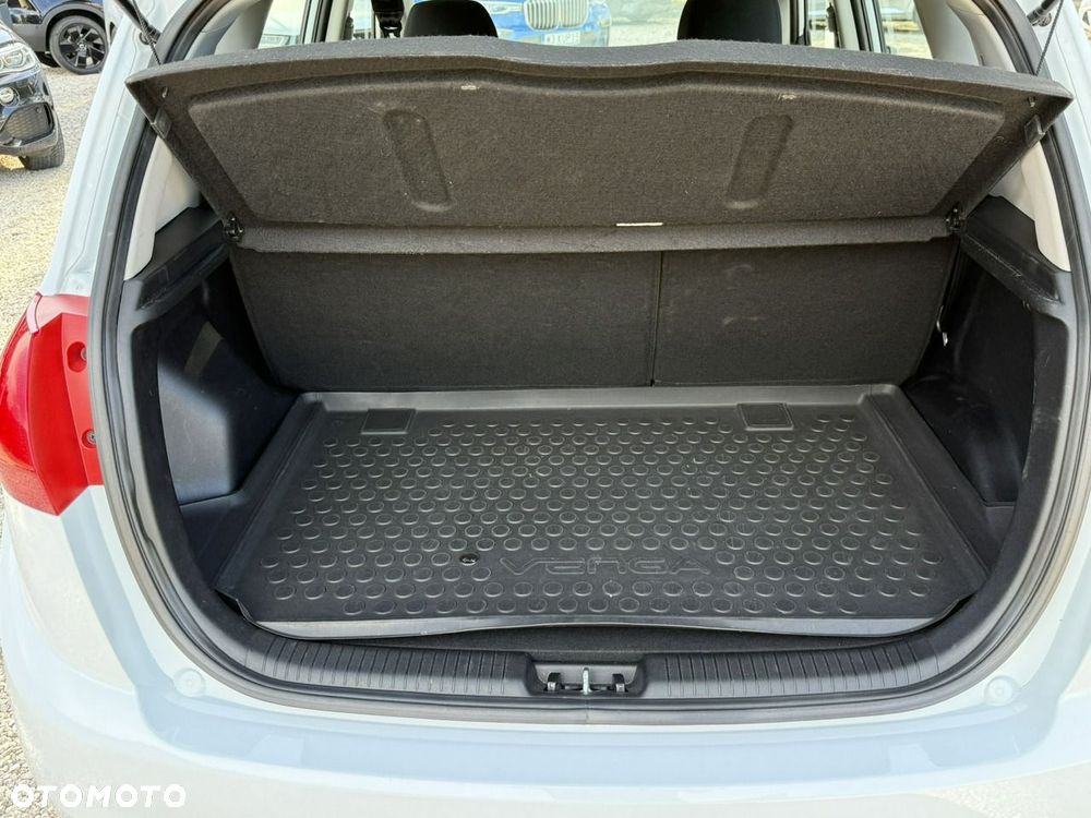 Kia Venga 1.4 CRDi M - 17