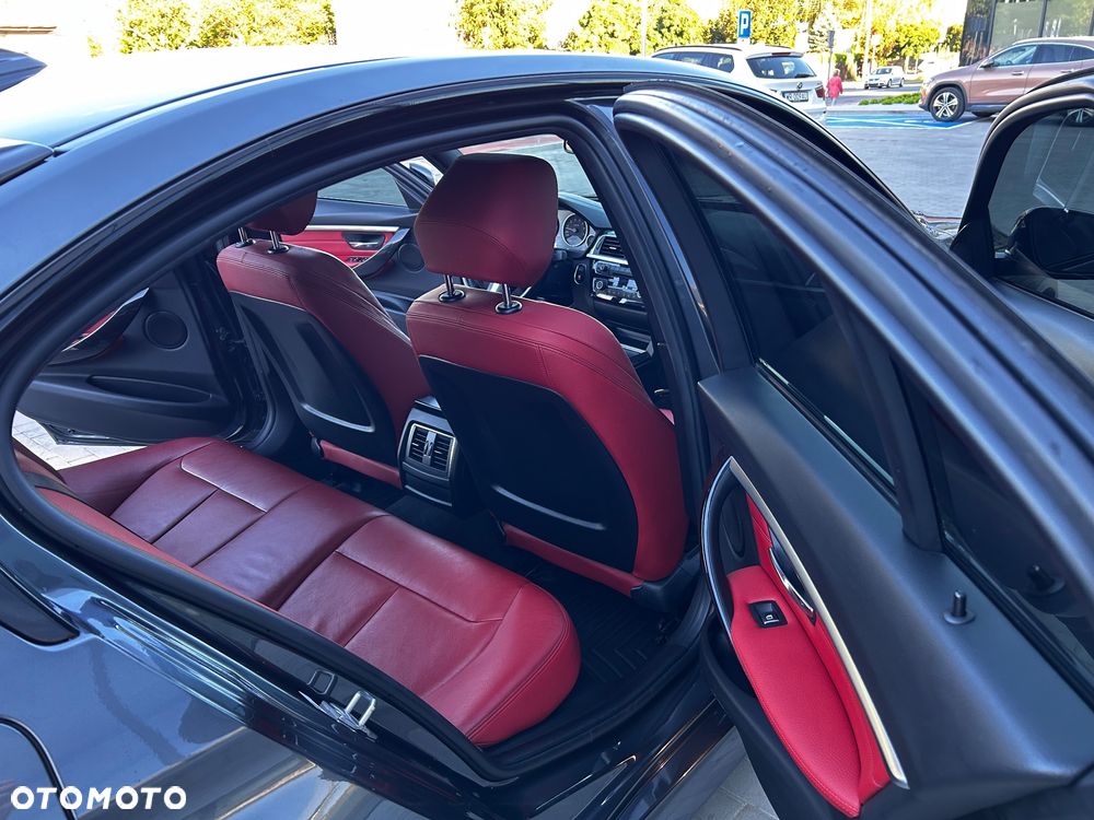 BMW Seria 3 330i M Sport Shadow sport - 15