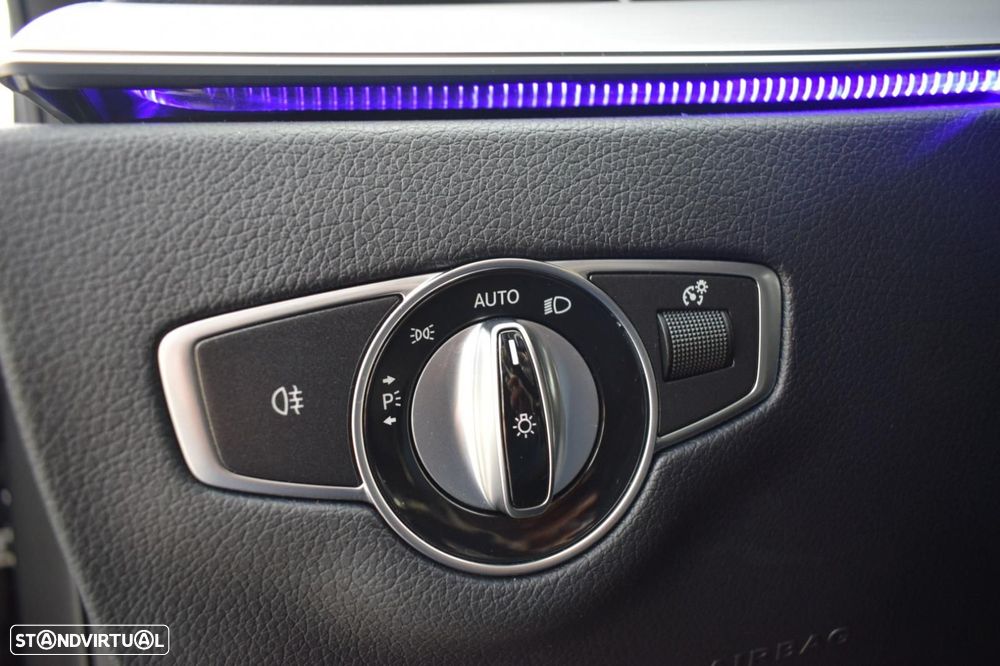 Mercedes-Benz E 300 de Avantgarde - 25