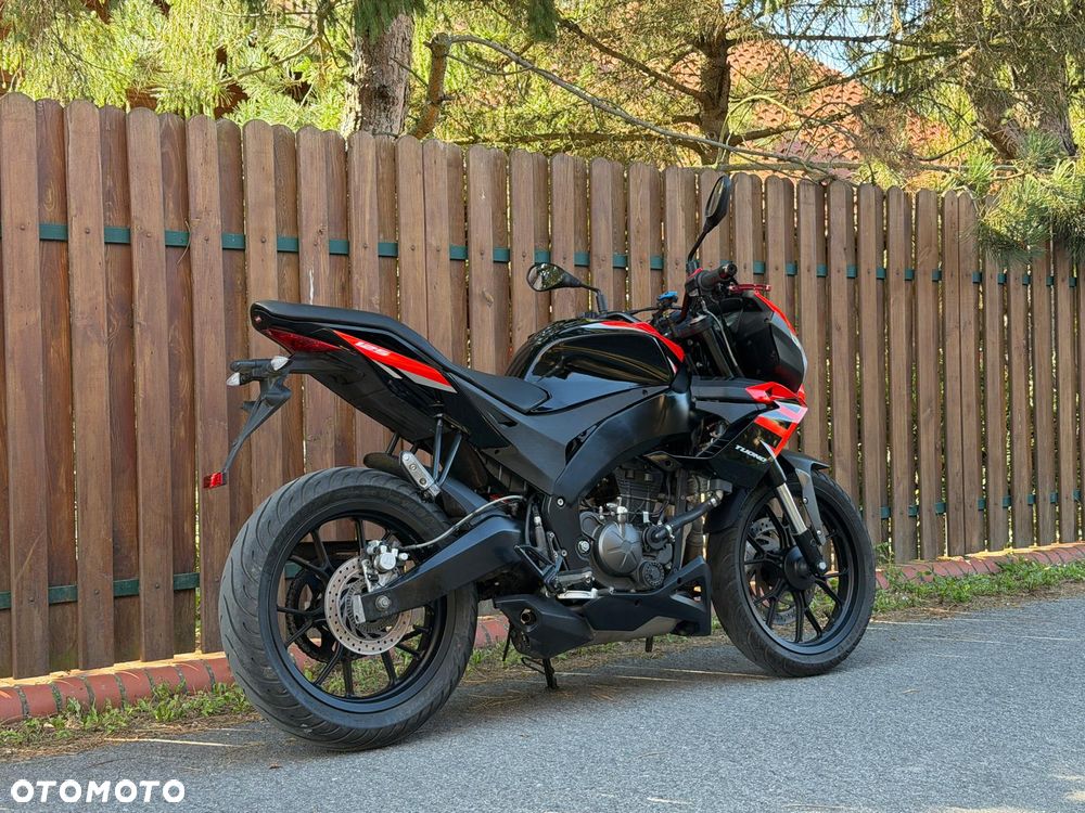 Aprilia Tuono - 6