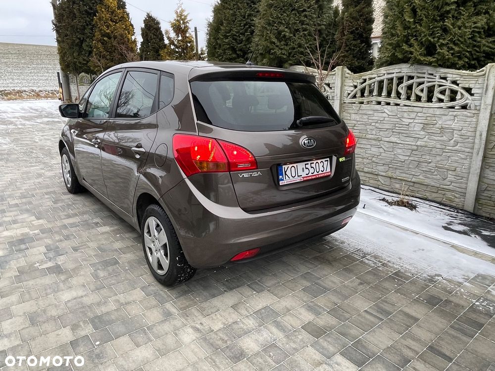 Kia Venga 1.6 CVVT Platinum Edition - 5
