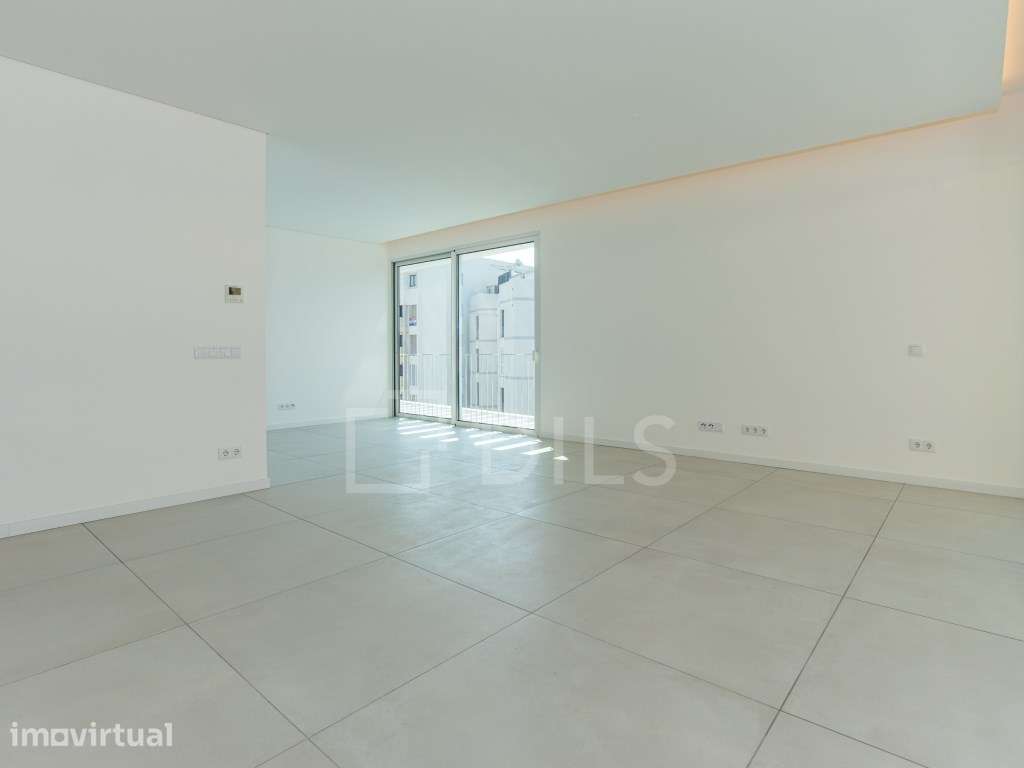 Apartamento T3 novo no centro de Vilamoura, Algarve - Grande imagem: 2/26