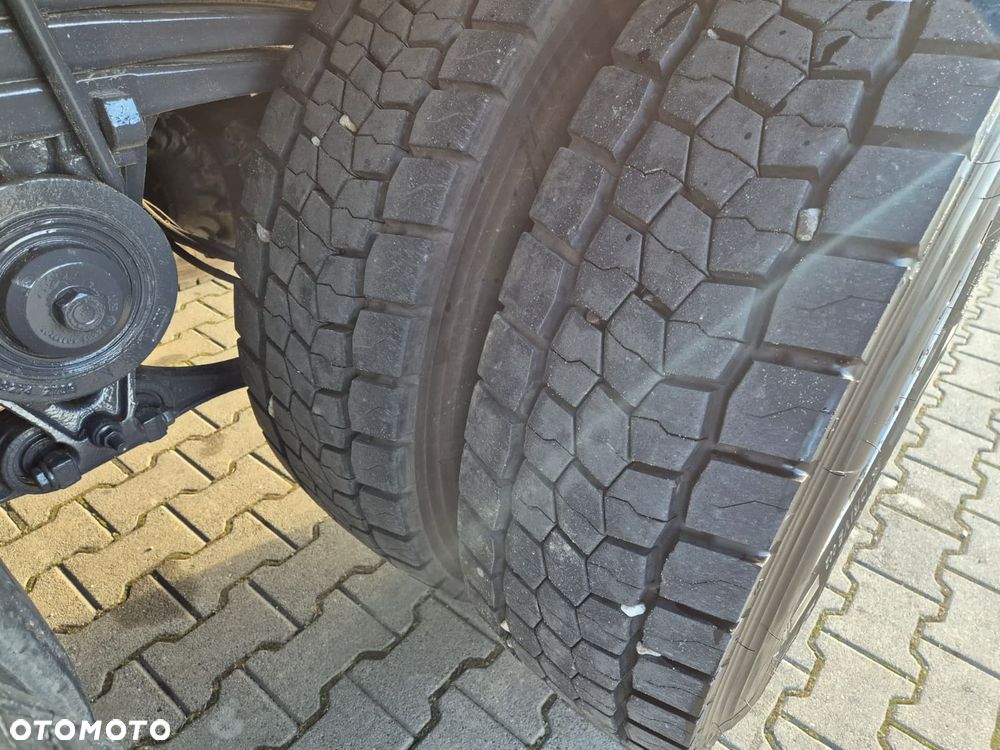 Renault PREMIUM DXI LANDER D 370 / 6X4 / WYWROTKA TYŁ / HYVA / HYDROBURTA Z BOKU / CZOŁOWNICA / NISKI PRZEBIEG / BEZWYPADKOWY / 6X4 / EURO 4 - 26