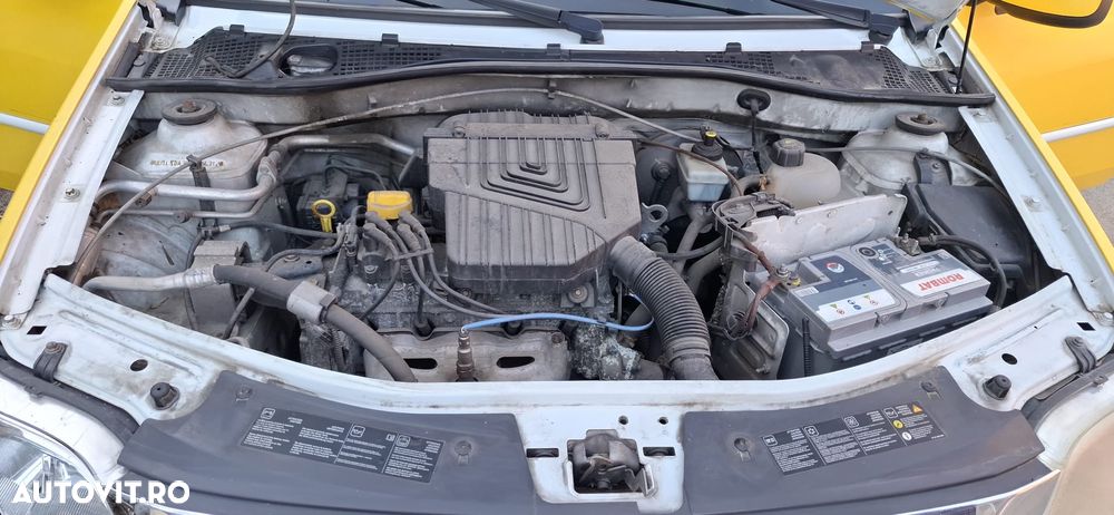 Dacia Logan 1.6 MPI Laureate - 12