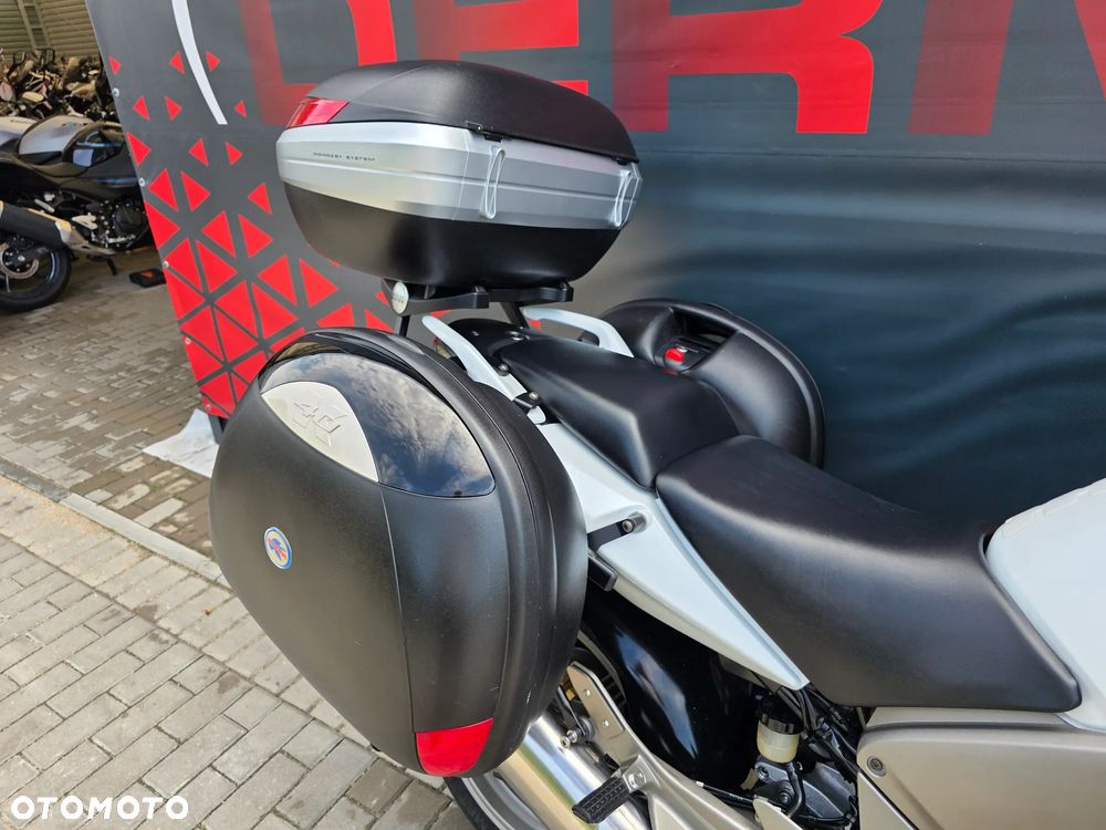 Honda CBF - 23
