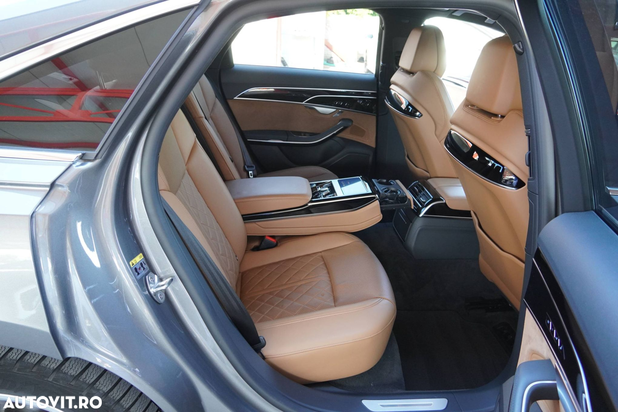 Audi A8 - 16