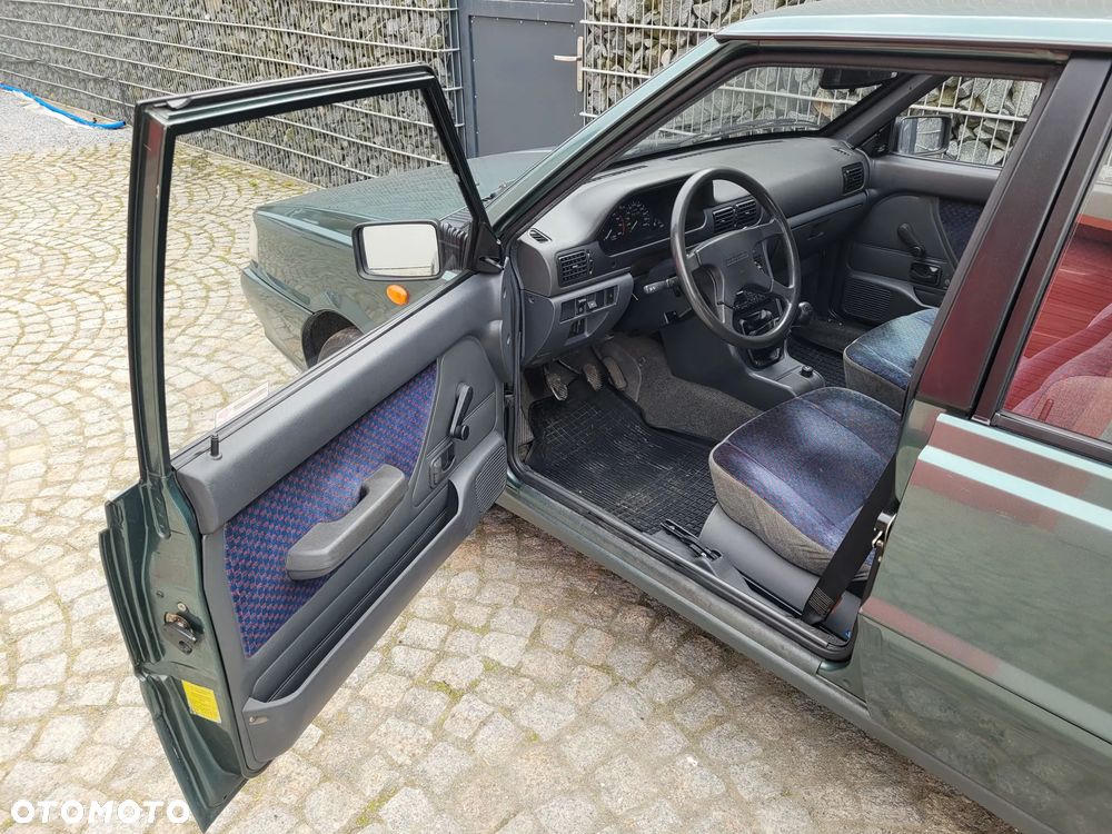 Polonez Atu - 9