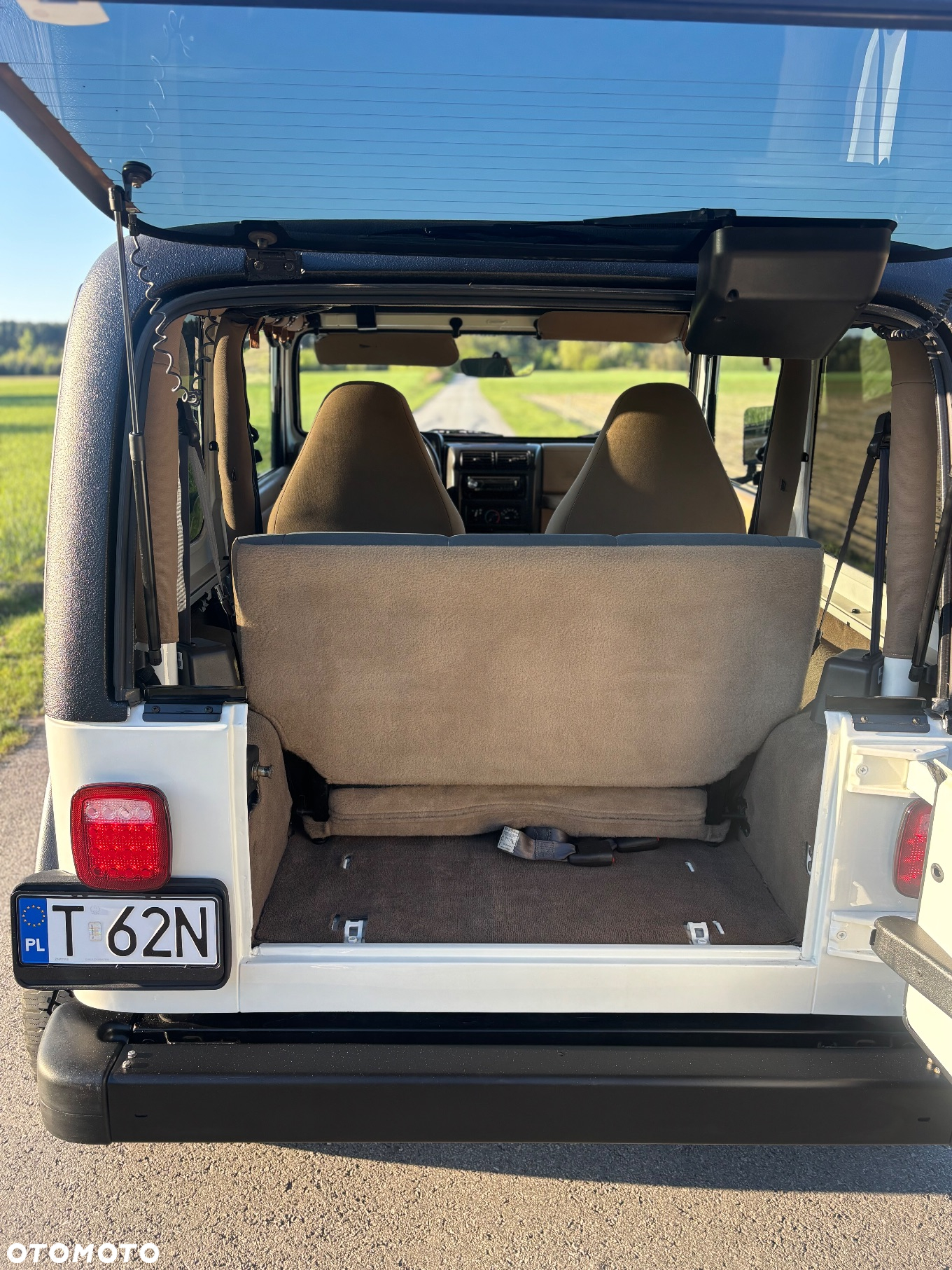 Jeep Wrangler 4.0 Sahara - 29
