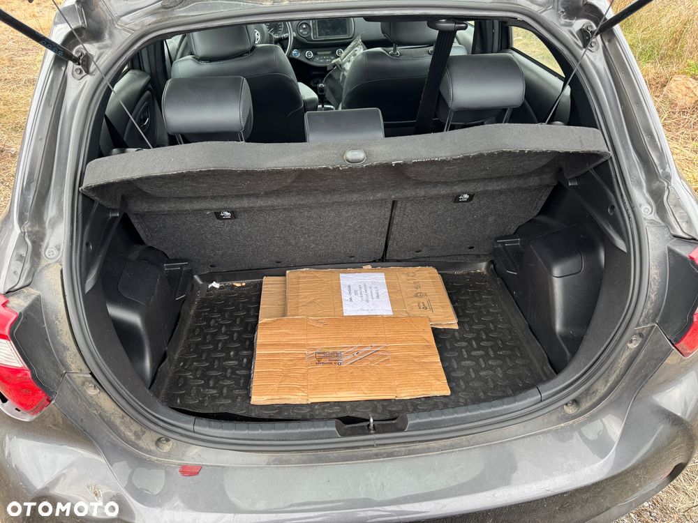 Toyota Yaris Hybrid 1.5 VVT-i Style - 18