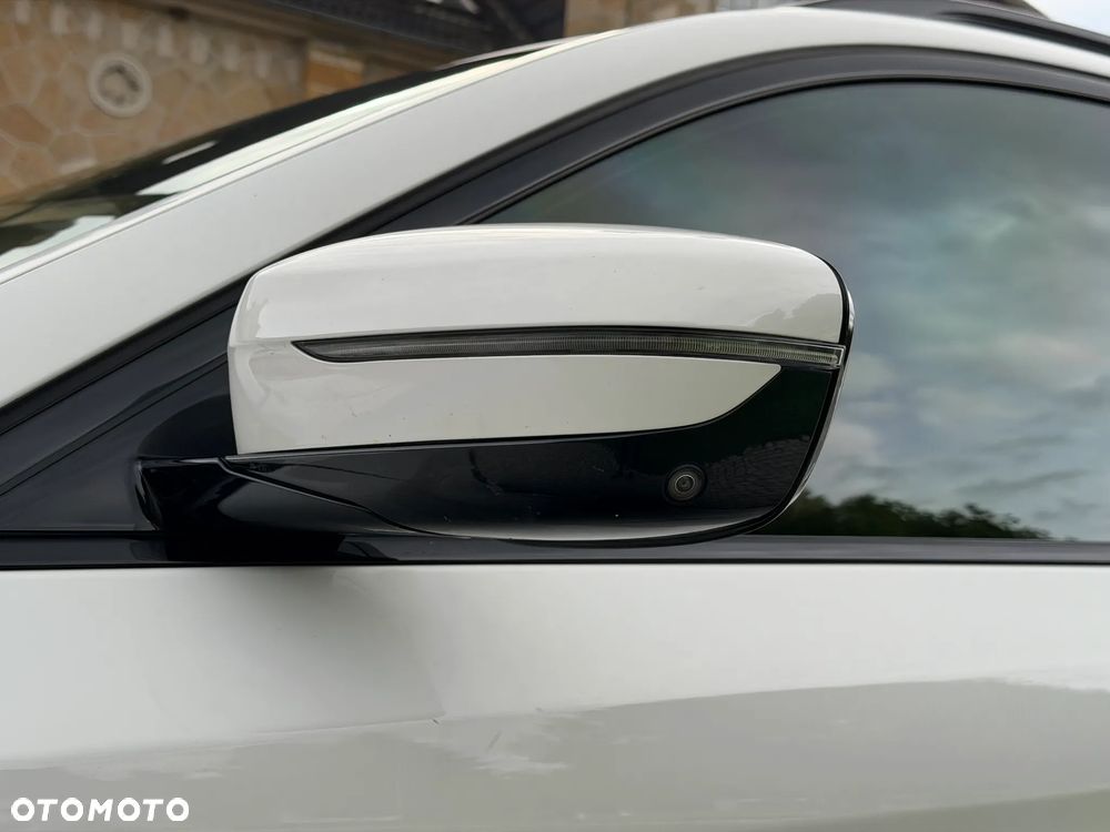 BMW Seria 5 530e - 29