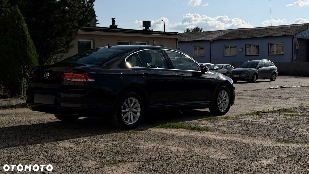 Volkswagen Passat 1.4 TSI BMT ACT Trendline - 16