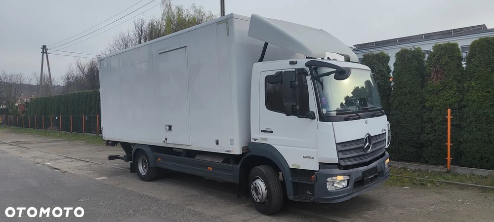 Mercedes-Benz ATEGO - 9
