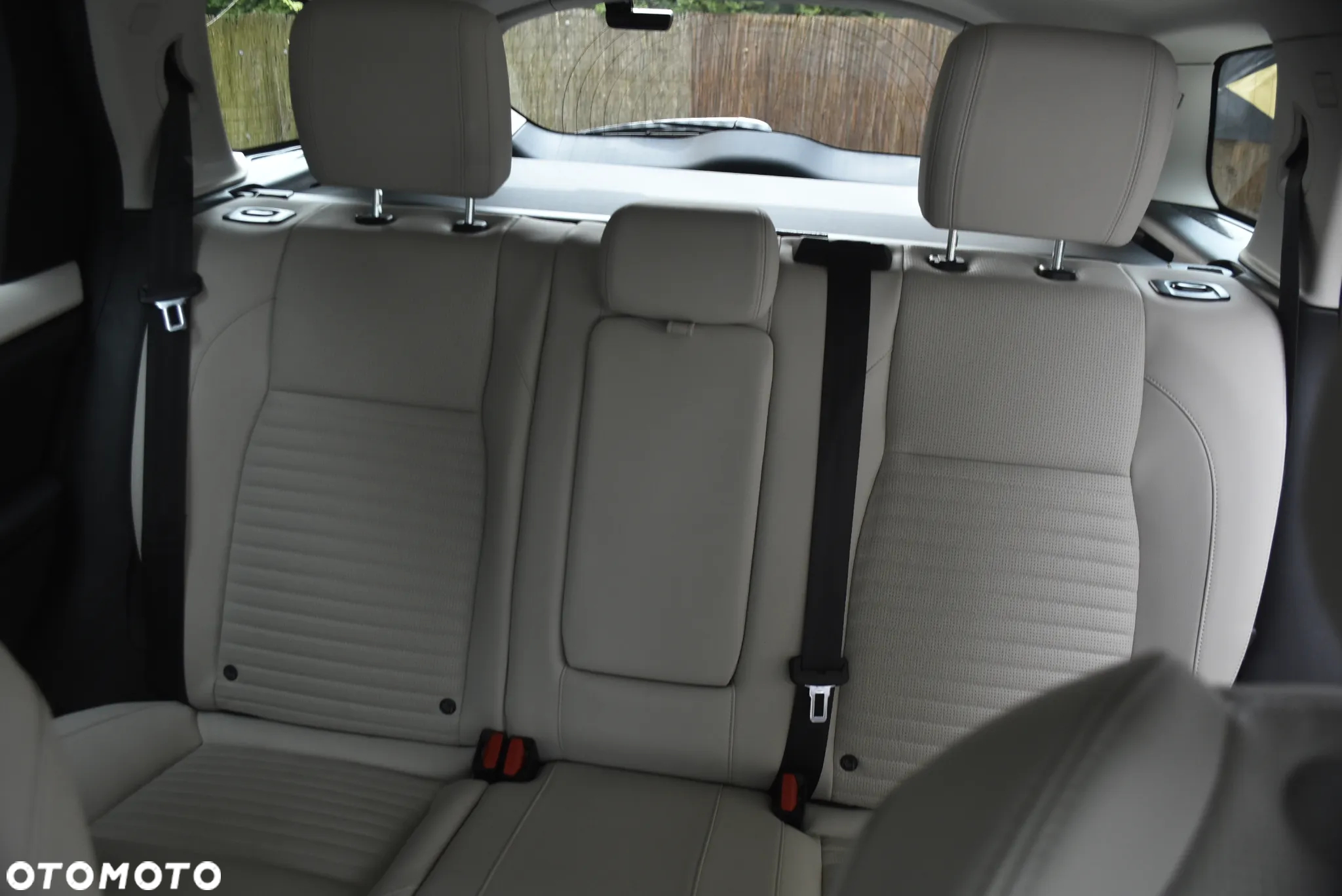 Land Rover Discovery Sport - 10