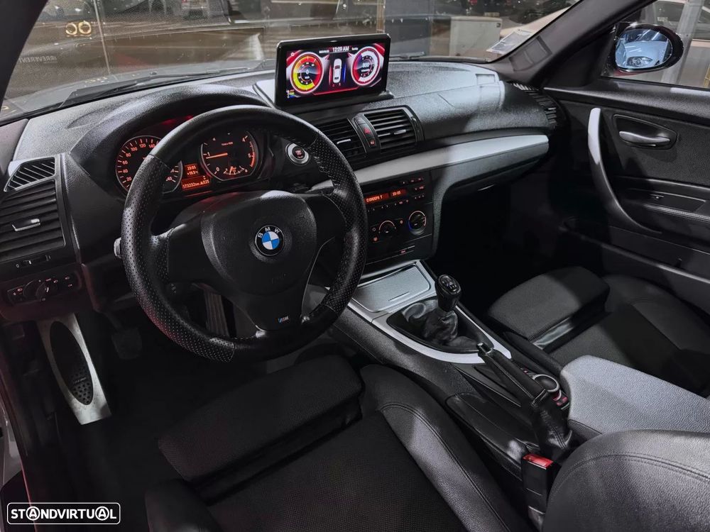 BMW 118 d Pack M - 7