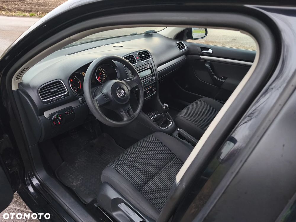 Volkswagen Golf 1.6 TDI Comfortline - 6