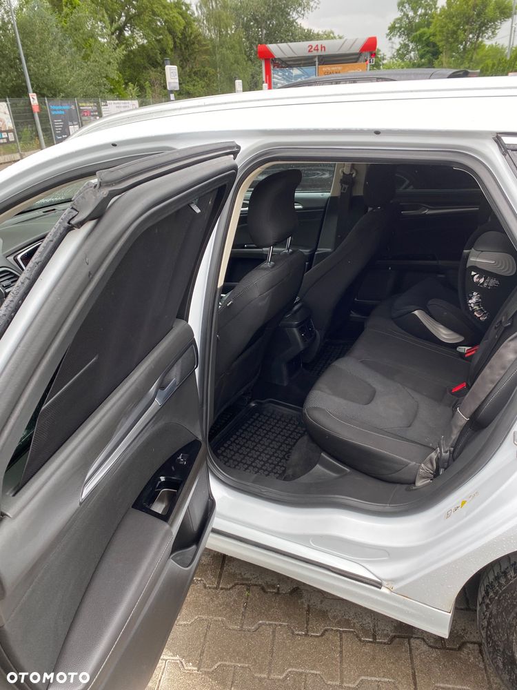 Ford Mondeo 2.0 TDCi Edition 4WD PowerShift - 13