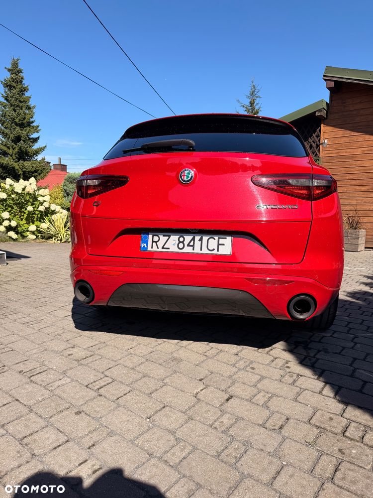 Alfa Romeo Stelvio 2.0 Turbo Veloce Q4 - 8