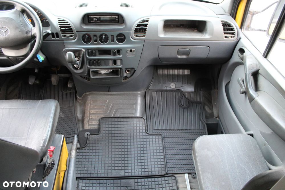 Mercedes-Benz sprinter - 9