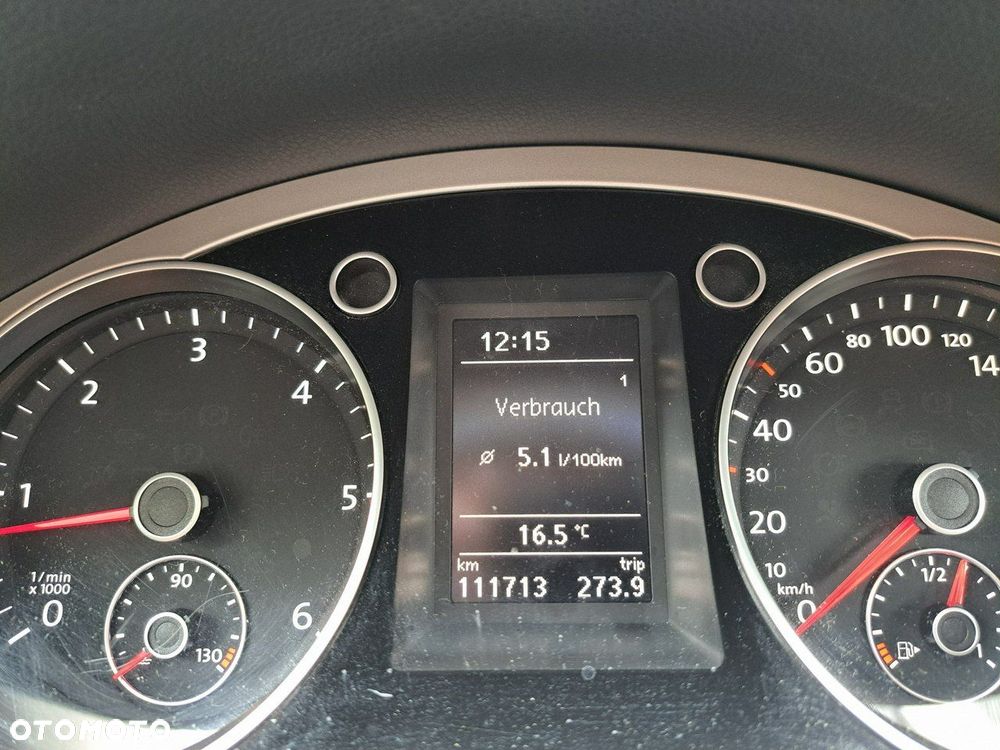 Volkswagen Passat 1.6 TDI Trendline - 24