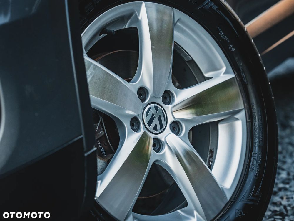 Volkswagen Tiguan 2.0 TDI DPF BlueMotion Technology Lounge Sport & Style - 6