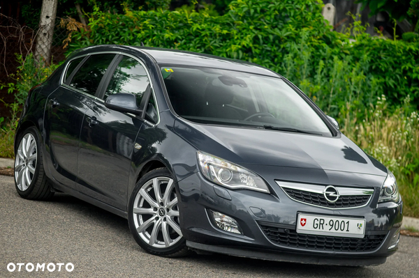 Opel Astra 1.6 Turbo Edition Sport