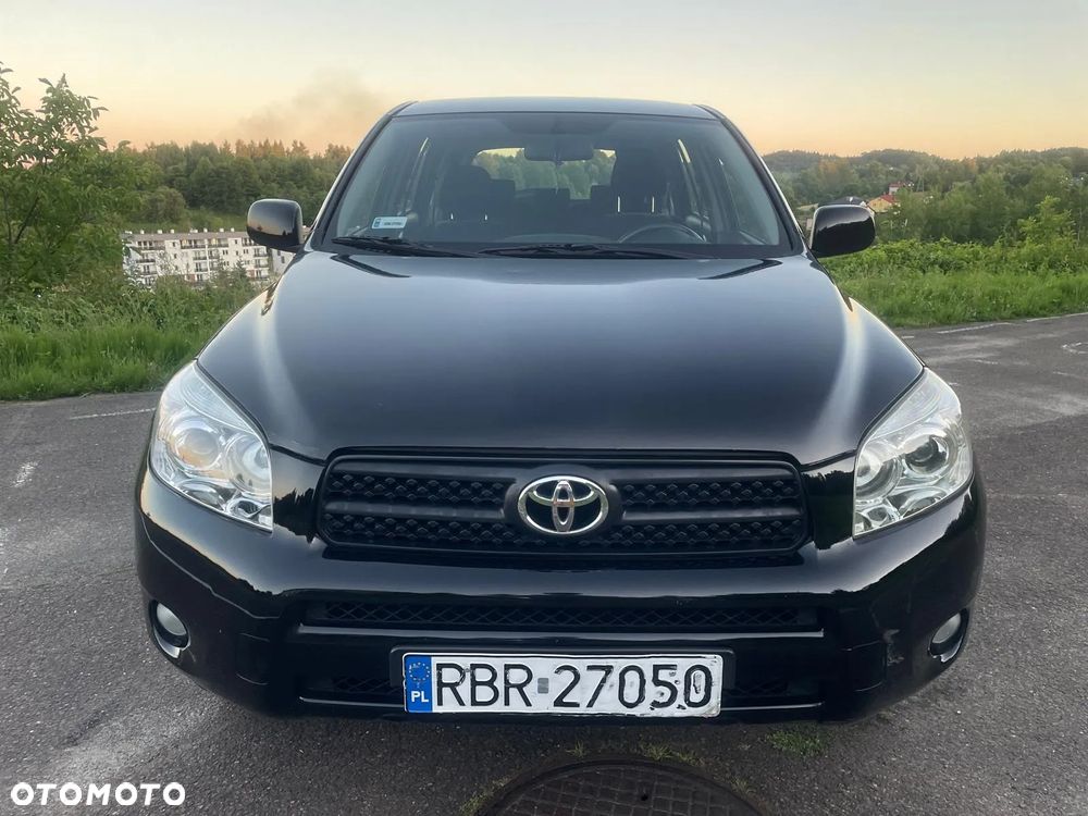 Toyota RAV4 - 7